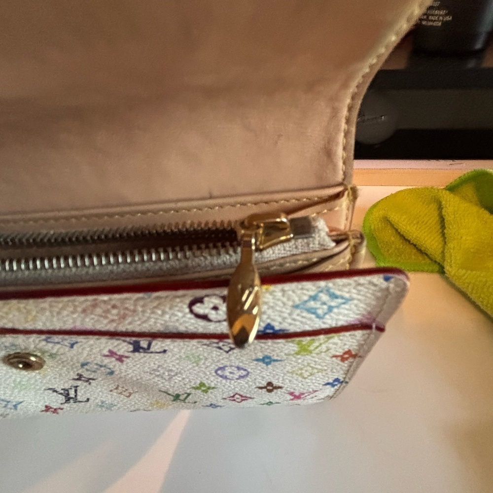 Rare Louis Vuitton x Takashi Murakami Monogram Multicolor Sarah Wallet WOC Ready - Picture 9 of 12